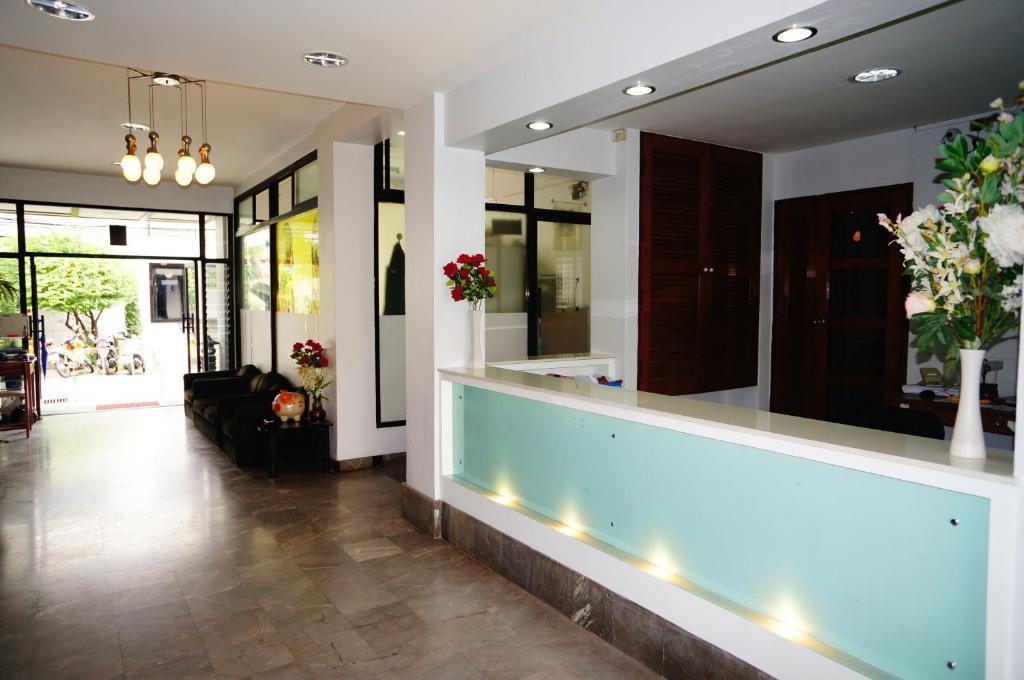 Aparthotel Baan Kaew Mansion Bangkok Exterior foto