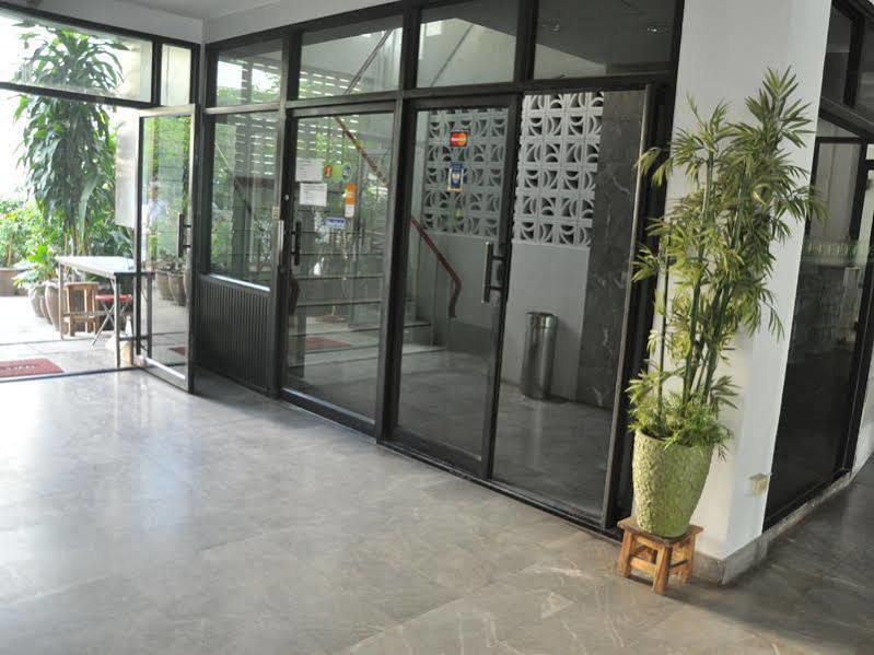 Aparthotel Baan Kaew Mansion Bangkok Exterior foto