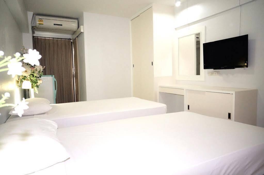 Aparthotel Baan Kaew Mansion Bangkok Exterior foto